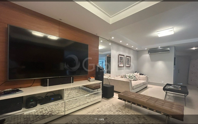 Apartamento de 226m² com 3 suítes no Centro: 7ª foto da galeria de imagens do imóvel