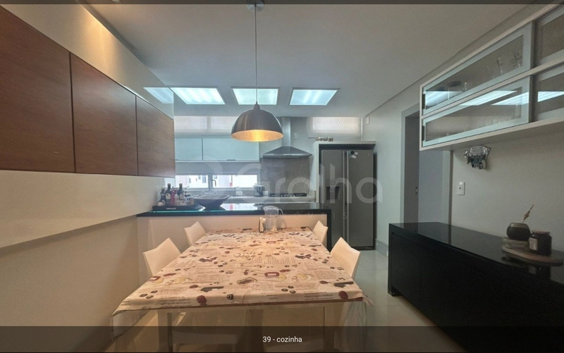 Apartamento de 226m² com 3 suítes no Centro: 10ª foto da galeria de imagens do imóvel