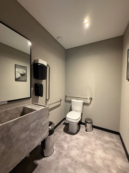 ESTUDIO GARDEN EM CANAJURE COM VISTA PARA O MAR E SPA NA SACADA: 21ª foto da galeria de imagens do imóvel