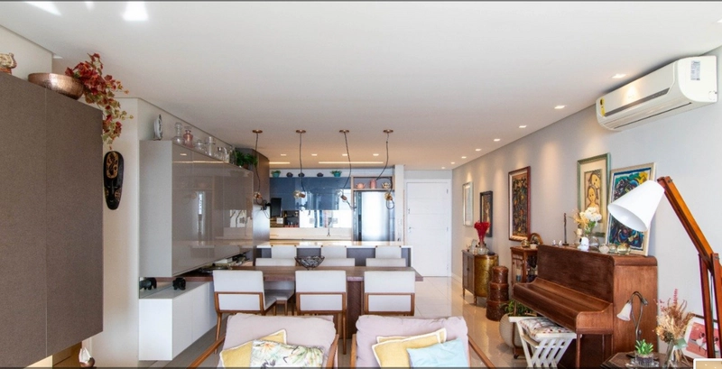 APARTAMENTO 3 DORMITORIOS COM 3 VAGAS E VISTA MAR NO CENTRO: 11ª foto da galeria de imagens do imóvel