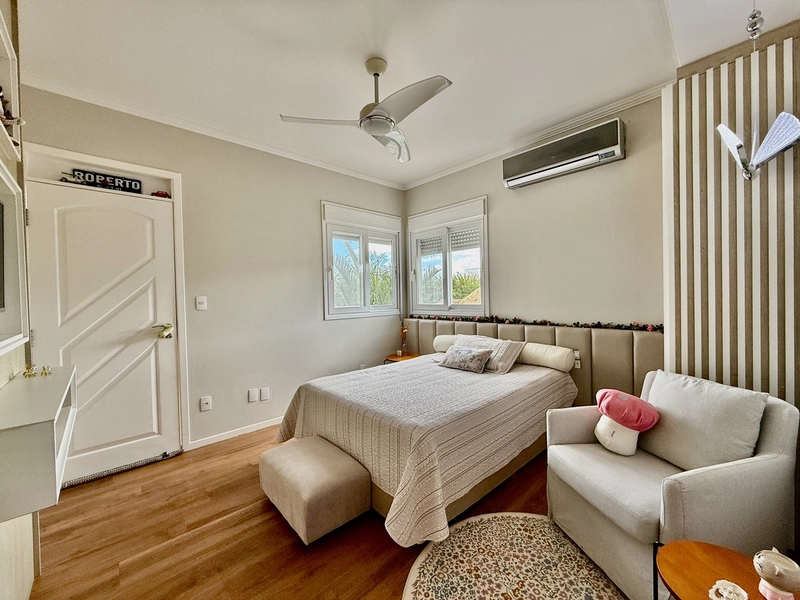 Casa de 295m² com 3 suítes em Cacupé em condomínio fechado: 28ª foto da galeria de imagens do imóvel