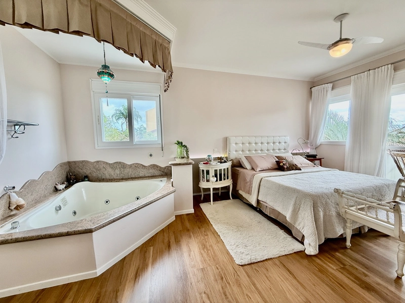 Casa de 295m² com 3 suítes em Cacupé em condomínio fechado: 16ª foto da galeria de imagens do imóvel