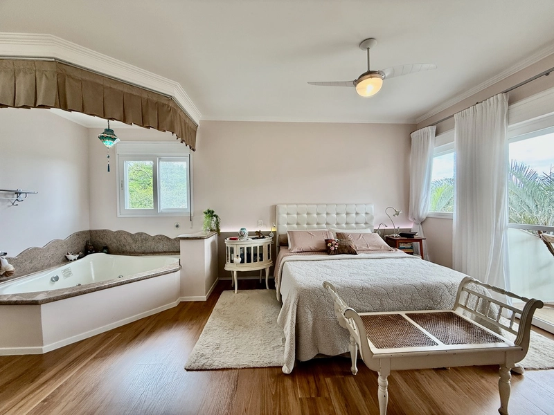 Casa de 295m² com 3 suítes em Cacupé em condomínio fechado: 15ª foto da galeria de imagens do imóvel