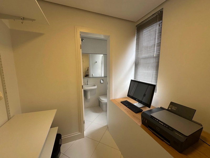 Apartamento com vista mar permanente na Beiramar Norte: 17ª foto da galeria de imagens do imóvel