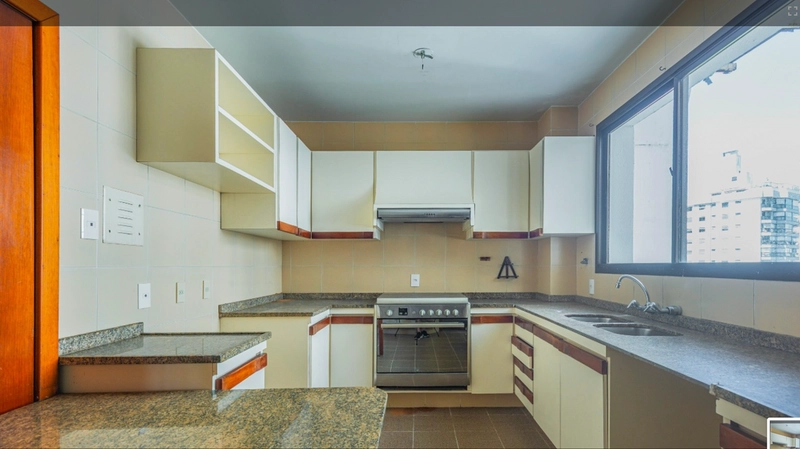 APARTAMENTO NA BEIRA MAR NORTE: 15ª foto da galeria de imagens do imóvel