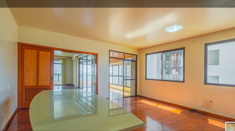 APARTAMENTO NA BEIRA MAR NORTE: 23ª foto da galeria de imagens do imóvel