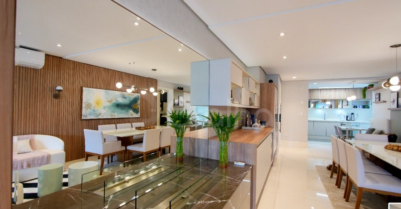 APARTAMENTO COM 3 SUITES NA AGRONOMICA: 3ª foto da galeria de imagens do imóvel