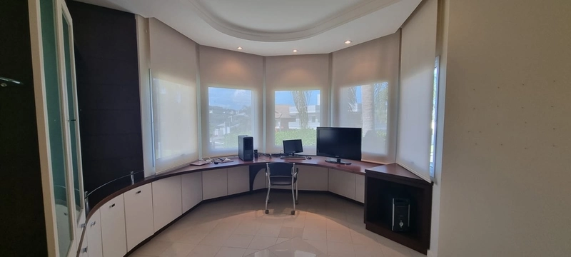 Casa com 4 suítes no Condomínio Casa Blanca no Cacupé: 2ª foto da galeria de imagens do imóvel