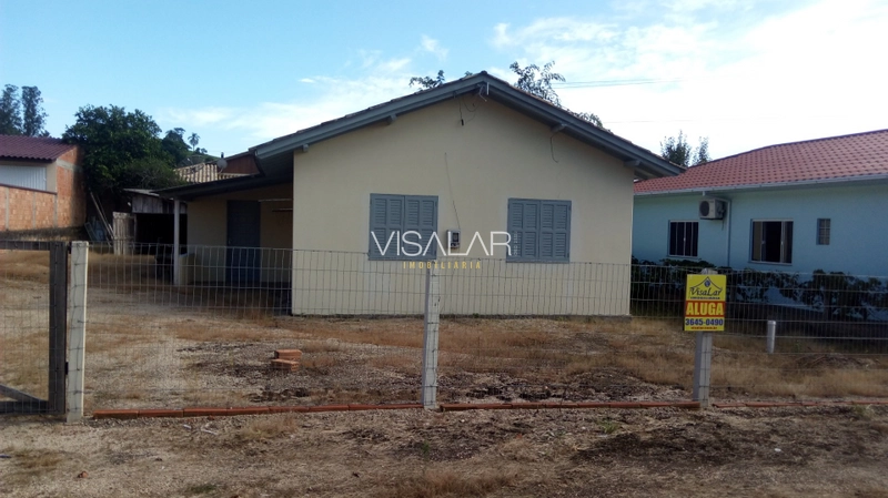 Casa para alugar em Armazém/SC-VL896: 3ª foto da galeria de imagens do imóvel