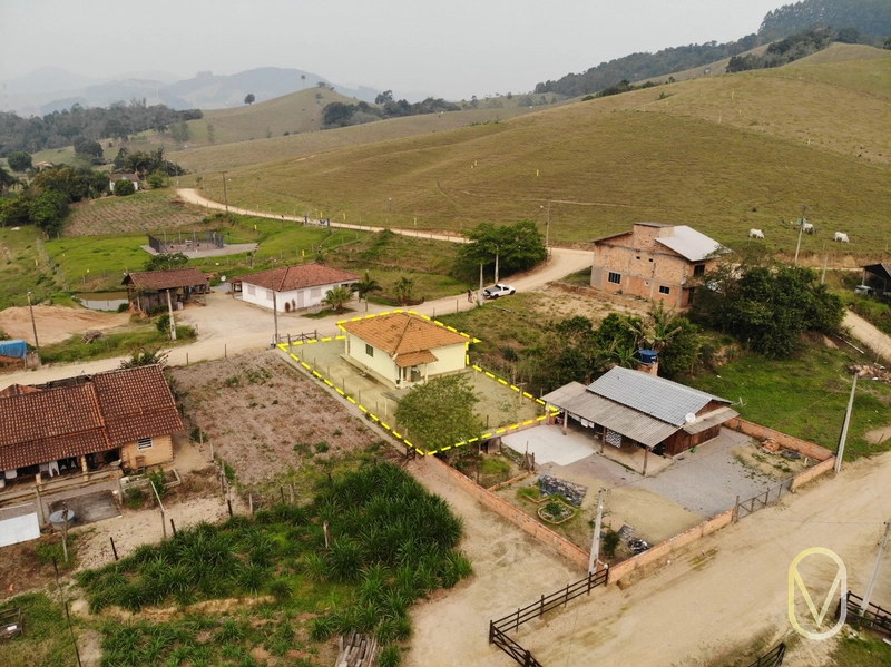 Casa de 3 Dormitórios a Venda em Armazém-SC: 4ª foto da galeria de imagens do imóvel