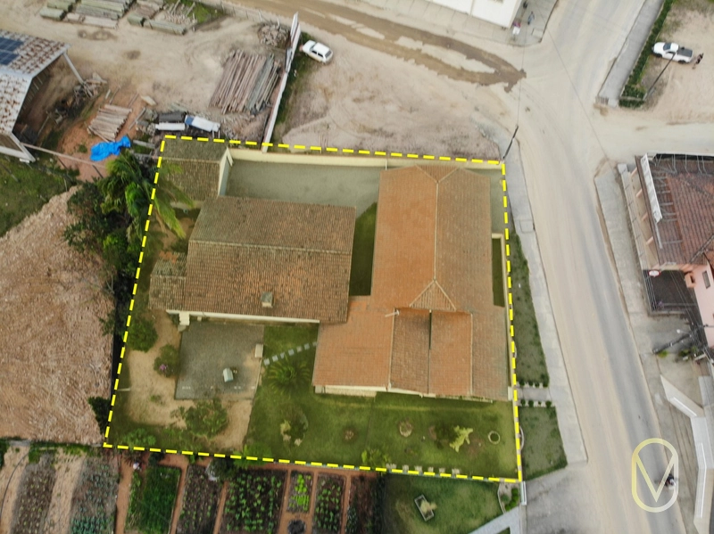 Casa Á Venda em São Luiz: 3ª foto da galeria de imagens do imóvel