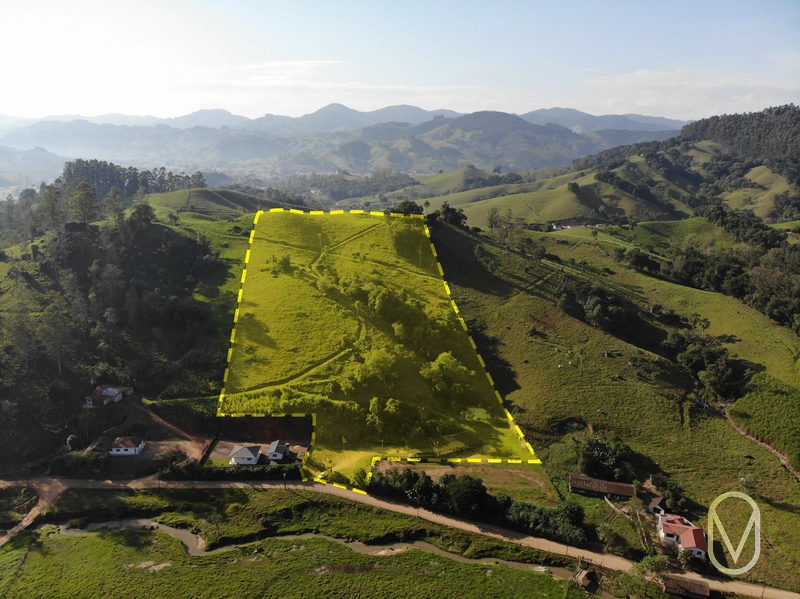 Terreno á Venda em Armazém-SC: 1ª foto da galeria de imagens do imóvel