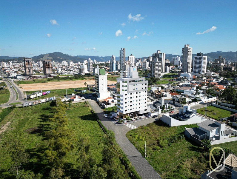 Apartamento á Venda em Tubarão-SC: 3ª foto da galeria de imagens do imóvel
