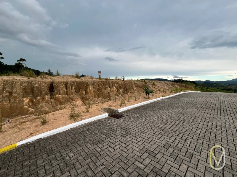 Lote á Venda em Armazém-SC: 3ª foto da galeria de imagens do imóvel