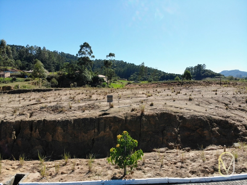 Lote á Venda em Armazém-SC: 5ª foto da galeria de imagens do imóvel
