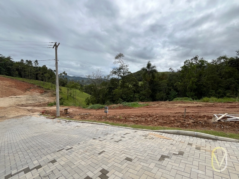 Lote á Venda em Armazém-SC: 6ª foto da galeria de imagens do imóvel