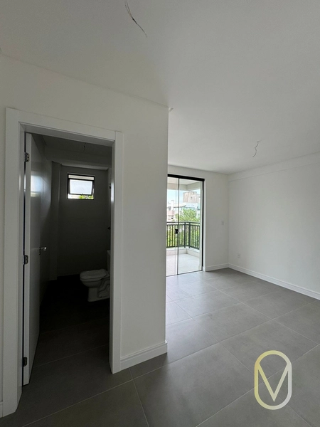 Apartamento á Venda em Bombinhas/SC: 5ª foto da galeria de imagens do imóvel