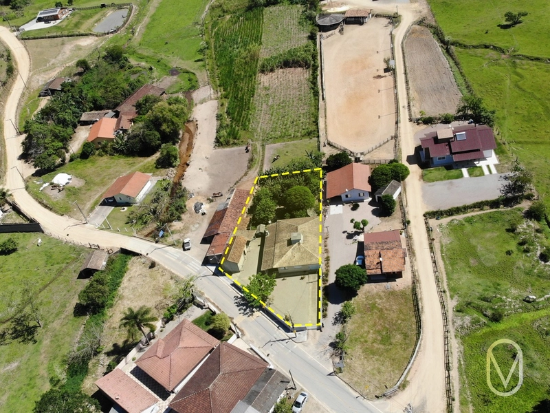Casa/Chácara á Venda em Gravatal-SC: 2ª foto da galeria de imagens do imóvel