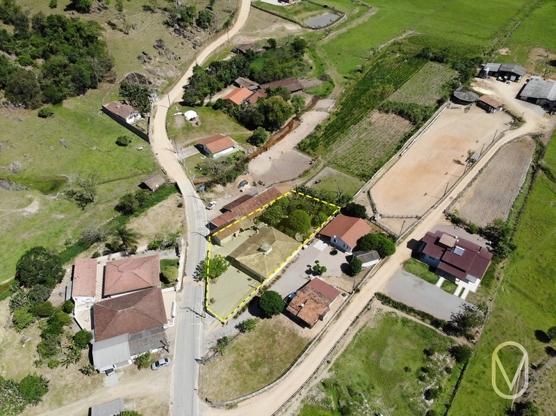 Casa/Chácara á Venda em Gravatal-SC: 3ª foto da galeria de imagens do imóvel