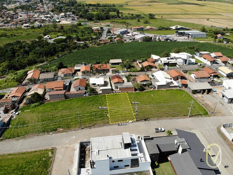 Lote á Venda em Jaguaruna-SC: 1ª foto da galeria de imagens do imóvel