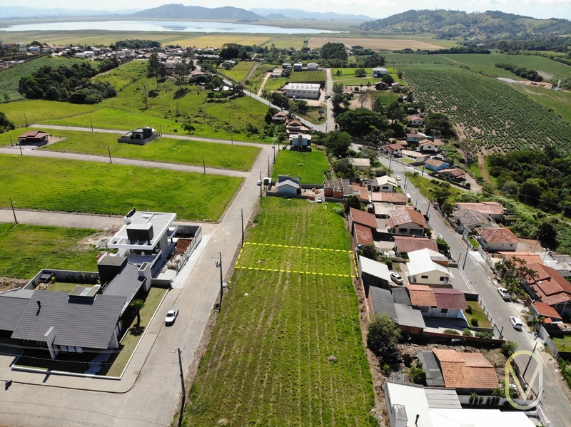 Lote á Venda em Jaguaruna-SC: 3ª foto da galeria de imagens do imóvel