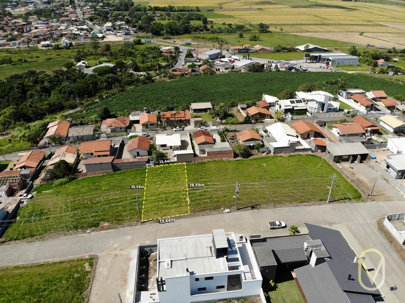Lote á Venda em Jaguaruna-SC: 2ª foto da galeria de imagens do imóvel