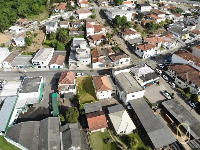Lote á Venda no Centro de Gravatal-SC: 4ª foto da galeria de imagens do imóvel