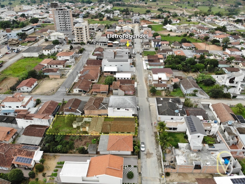Casa á Venda no Centro de Armazém-SC: 3ª foto da galeria de imagens do imóvel