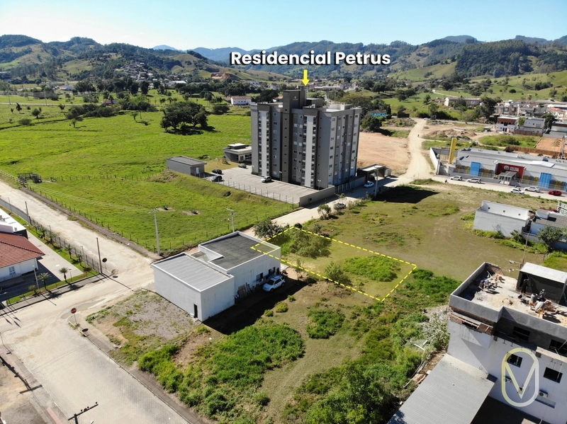 Lote á Venda no Centro de Armazém-SC: 4ª foto da galeria de imagens do imóvel
