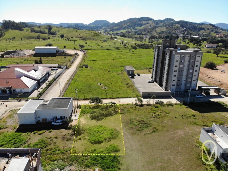 Lote á Venda no Centro de Armazém-SC: 5ª foto da galeria de imagens do imóvel
