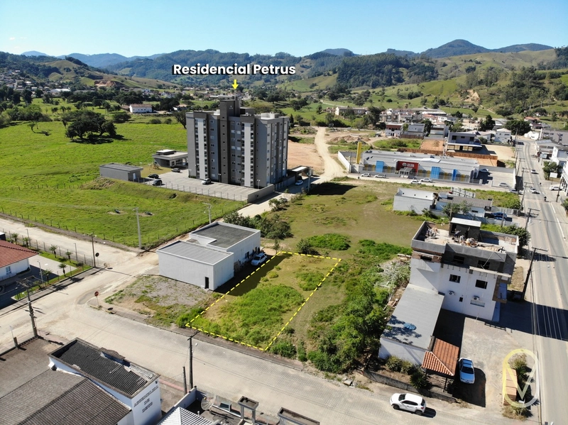 Lote á Venda no Centro de Armazém-SC: 2ª foto da galeria de imagens do imóvel