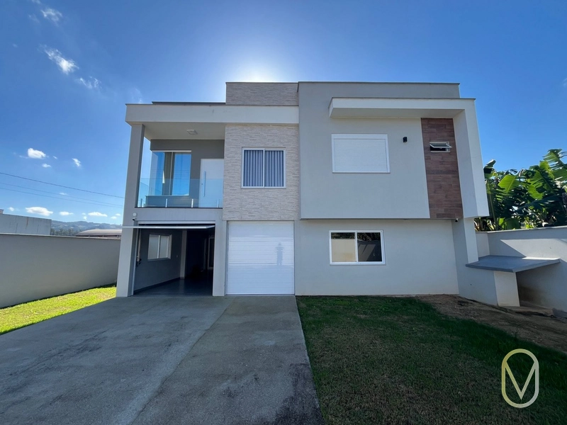 Casa á Venda em Armazém-SC: 2ª foto da galeria de imagens do imóvel