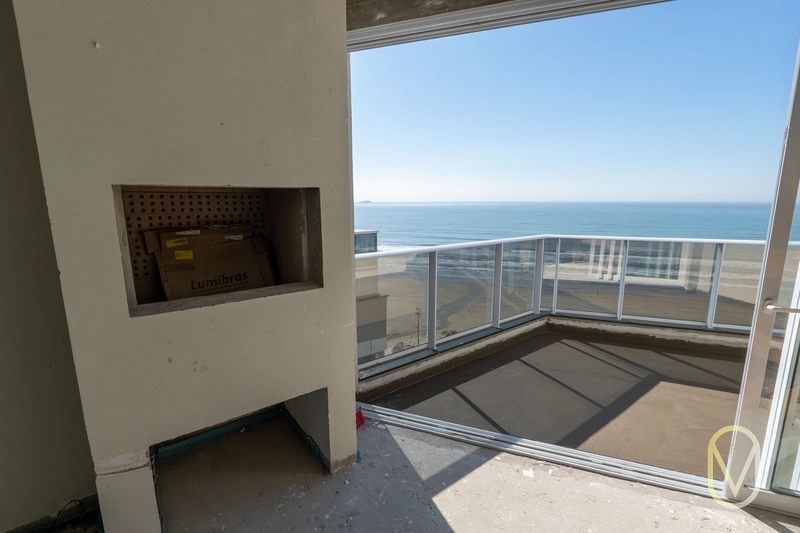 Duplex á Venda no Mar Grosso em Laguna-SC: 11ª foto da galeria de imagens do imóvel