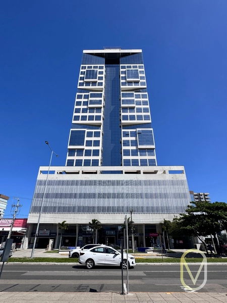 Sala Comercia á Venda em frente ao Farol Shopping em Tubarão-SC: 1ª foto da galeria de imagens do imóvel