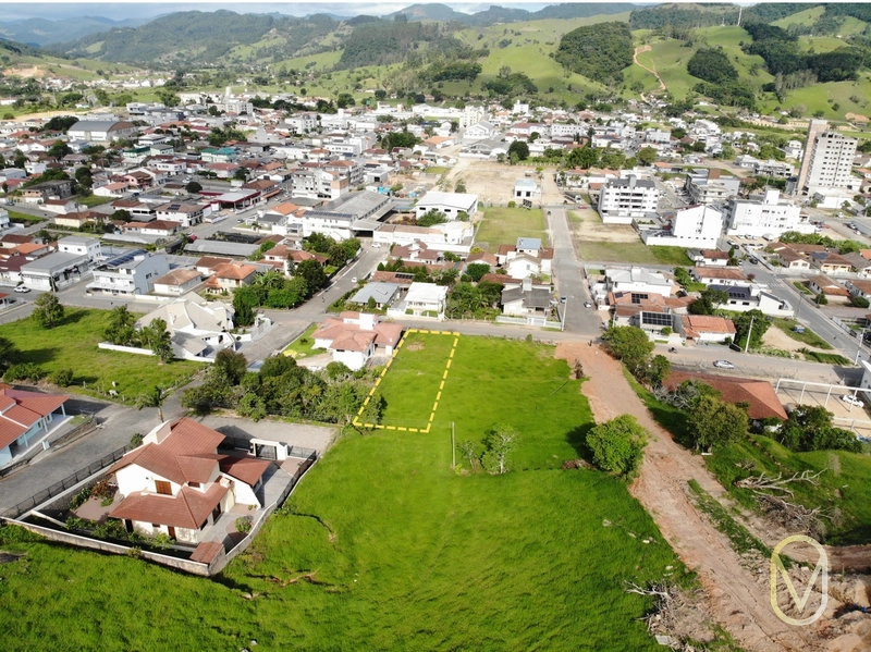 Lote á Venda no Centro de Armazém-SC: 2ª foto da galeria de imagens do imóvel