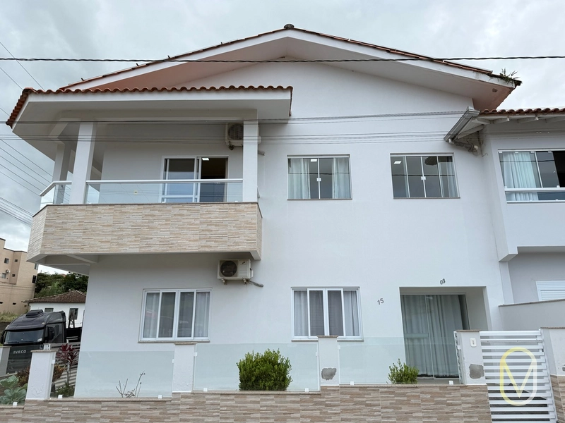 Apartamento com 3 Dormitórios á Venda no Centro de Armazém-SC: 3ª foto da galeria de imagens do imóvel