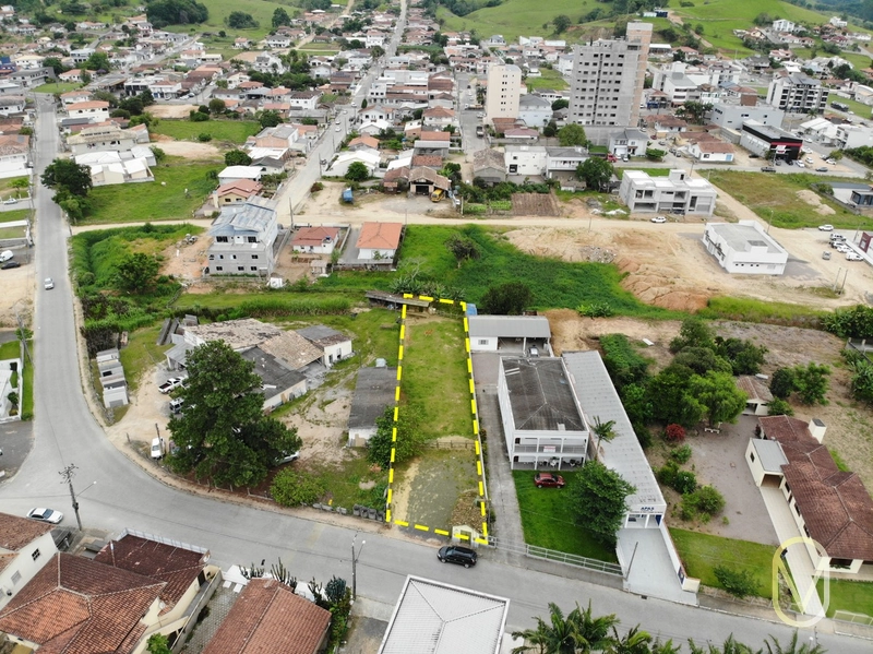 Lote á Venda no Centro de Armazém-SC: 1ª foto da galeria de imagens do imóvel