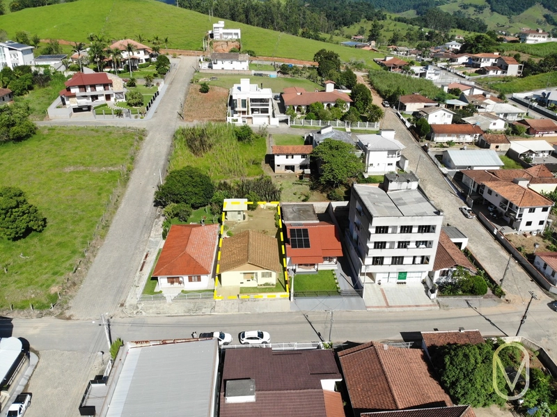 Casa á Venda no Centro de Armazém-SC: 1ª foto da galeria de imagens do imóvel