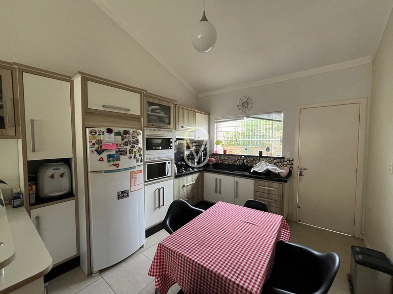 Casa á Venda no Centro de Capivari de Baixo-SC: 7ª foto da galeria de imagens do imóvel