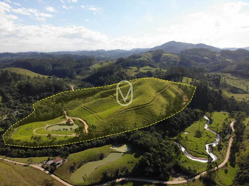 Terreno á Venda no bairro Barra do Rio Sete em São Martinho-SC: 1ª foto da galeria de imagens do imóvel