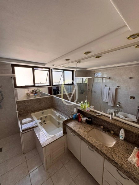 Apartamento á Venda na Avenida Beira Mar Norte em Florianópolis-SC: 26ª foto da galeria de imagens do imóvel