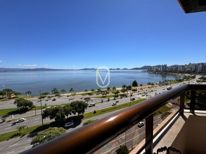 Apartamento á Venda na Avenida Beira Mar Norte em Florianópolis-SC: 15ª foto da galeria de imagens do imóvel