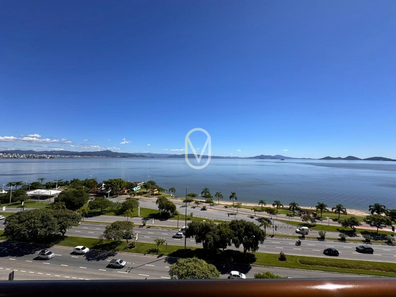 Apartamento á Venda na Avenida Beira Mar Norte em Florianópolis-SC: 17ª foto da galeria de imagens do imóvel