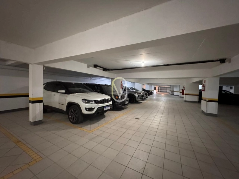 Apartamento á Venda na Avenida Beira Mar Norte em Florianópolis-SC: 29ª foto da galeria de imagens do imóvel