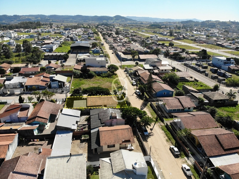 Casa de 3 Dormitórios á Venda em Jaguaruna-SC: 4ª foto da galeria de imagens do imóvel