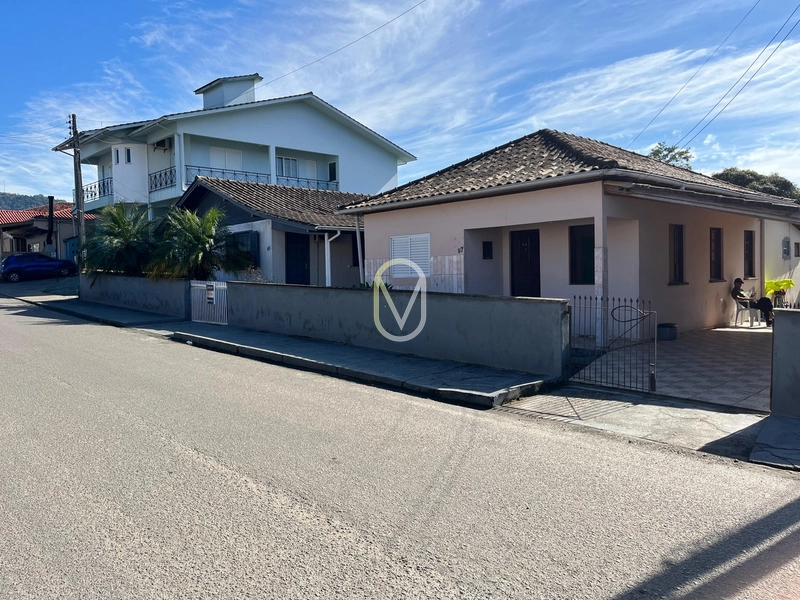 Casas á Venda no Centro de Armazém-SC: 11ª foto da galeria de imagens do imóvel