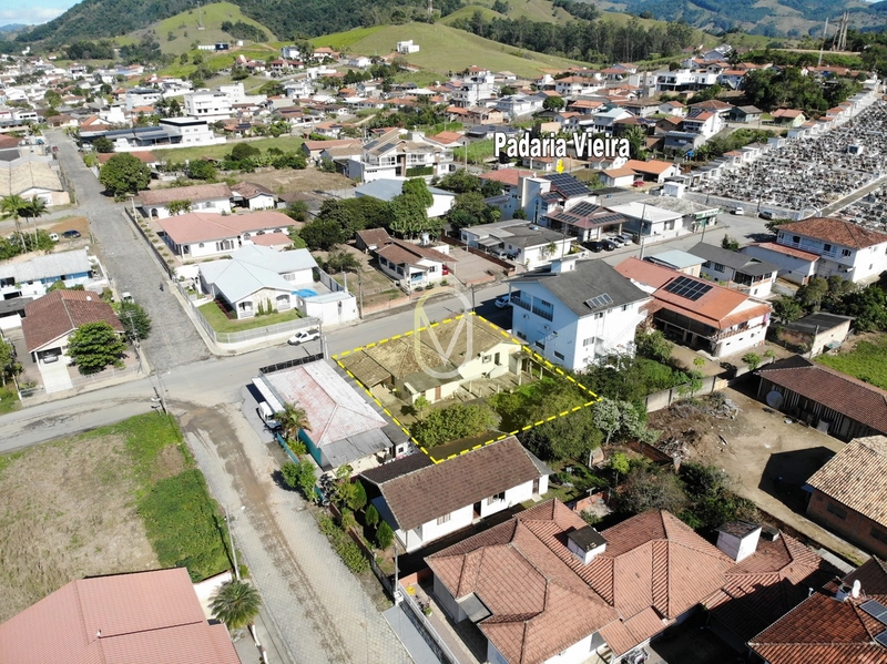 Casas á Venda no Centro de Armazém-SC: 3ª foto da galeria de imagens do imóvel