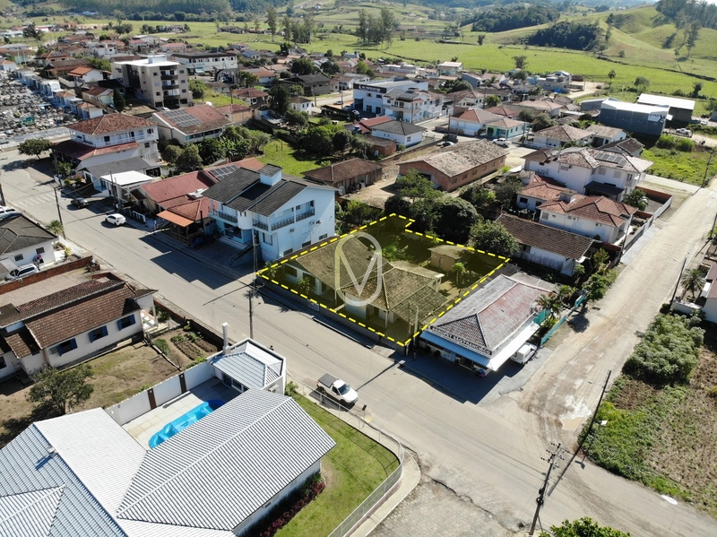 Casas á Venda no Centro de Armazém-SC: 2ª foto da galeria de imagens do imóvel