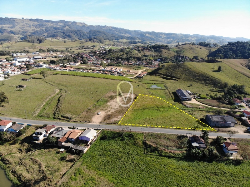 Terreno à Venda Beira da Rodovia Bairro São Francisco Armazém-SC: 1ª foto da galeria de imagens do imóvel