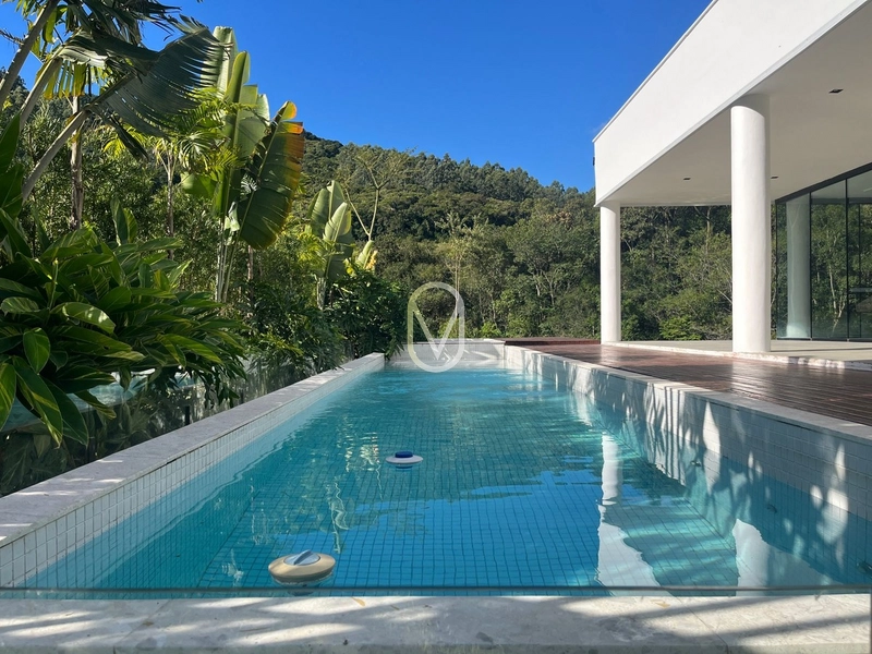Casa de Alto Padrão á Venda em São Martinho-SC: 11ª foto da galeria de imagens do imóvel